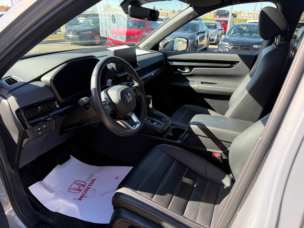 Honda CR-V Hybrid Touring 2023 à , Québec - 7 - w1024h768px