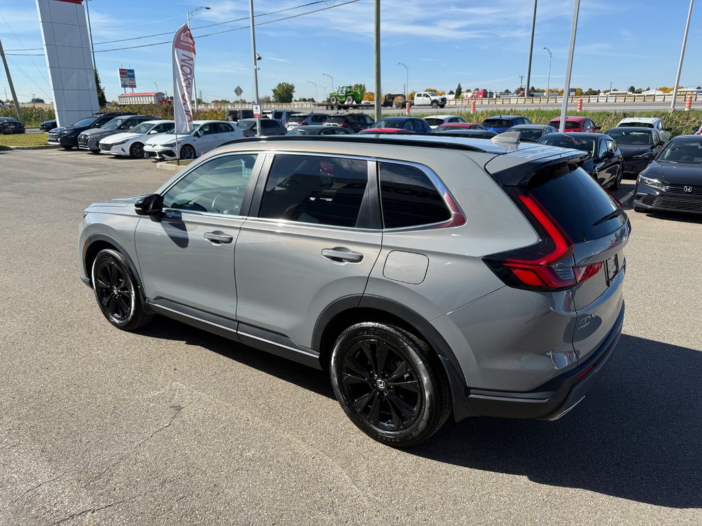 Honda CR-V Hybrid Touring 2023 à , Québec - 2 - w1024h768px