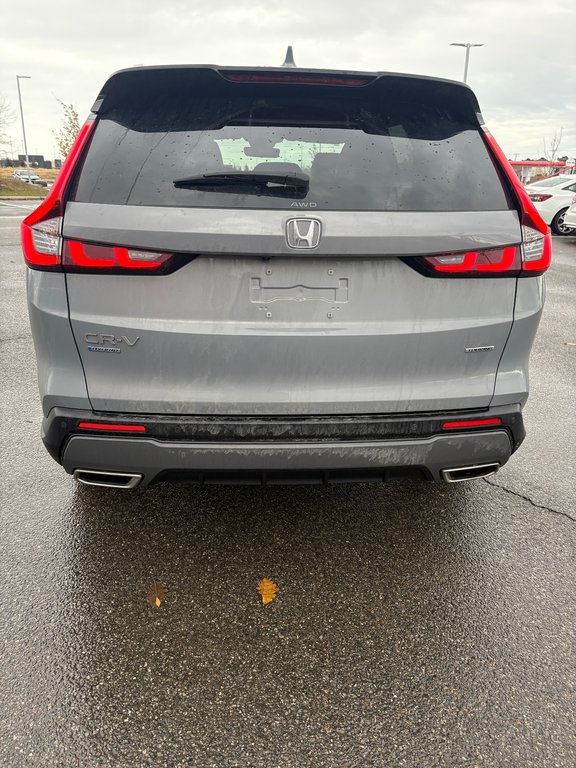2023 Honda CR-V Hybrid Touring in Lachenaie, Quebec - 6 - w1024h768px