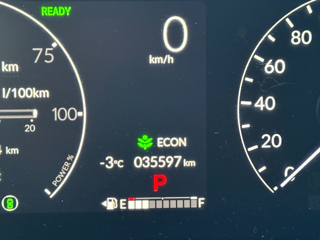 Honda CR-V Hybrid Touring 2023 à Montréal, Québec - 5 - w1024h768px