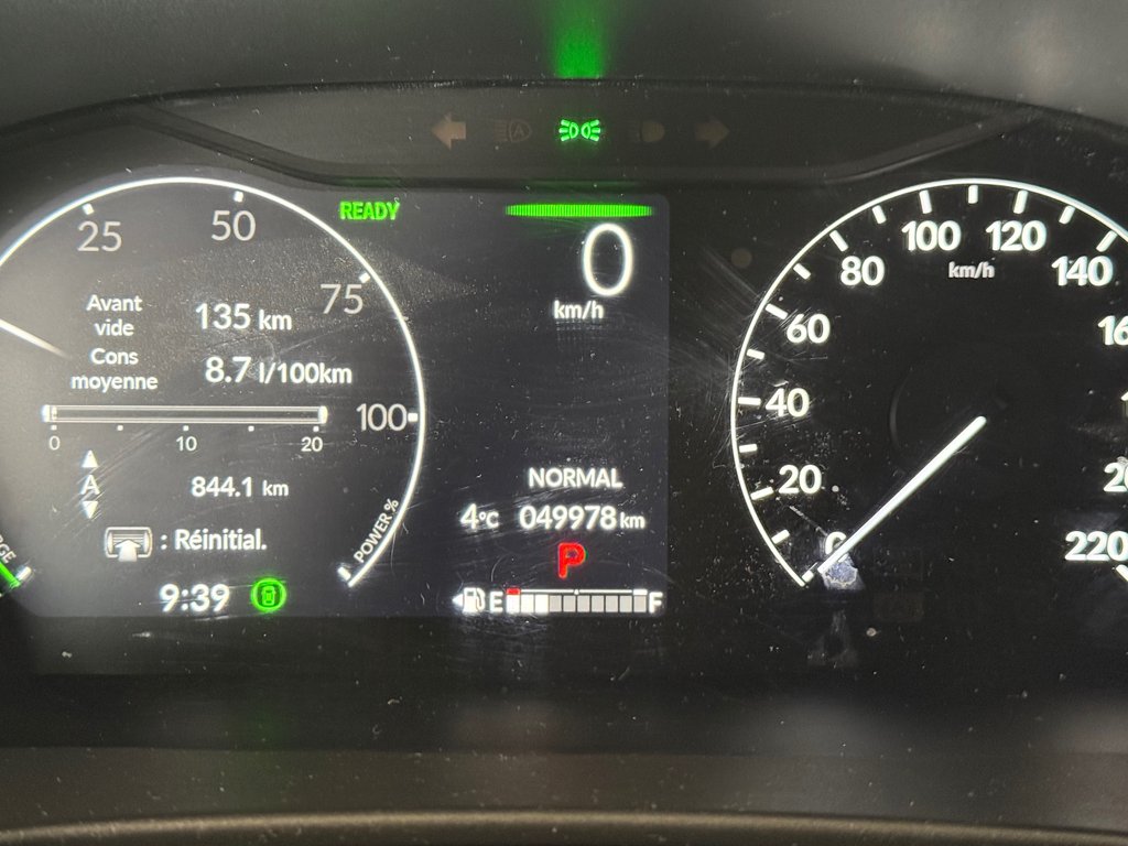 Honda CR-V Hybrid Touring 2023 à Montréal, Québec - 2 - w1024h768px