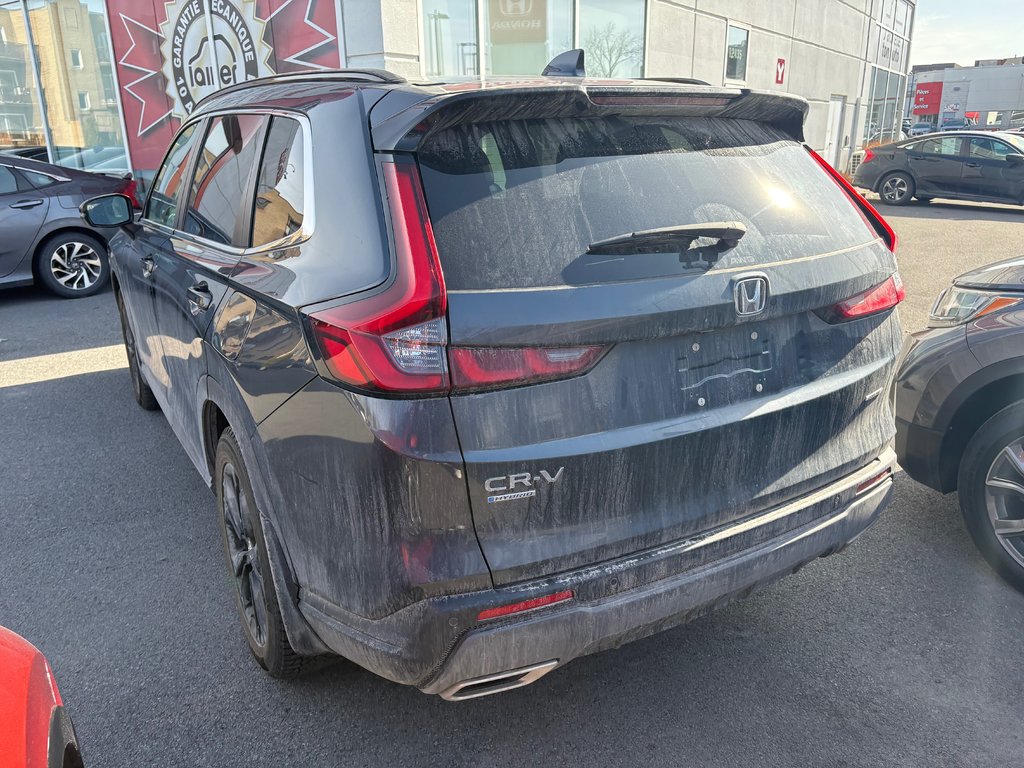 Honda CR-V Hybrid Touring 2023 à Montréal, Québec - 4 - w1024h768px