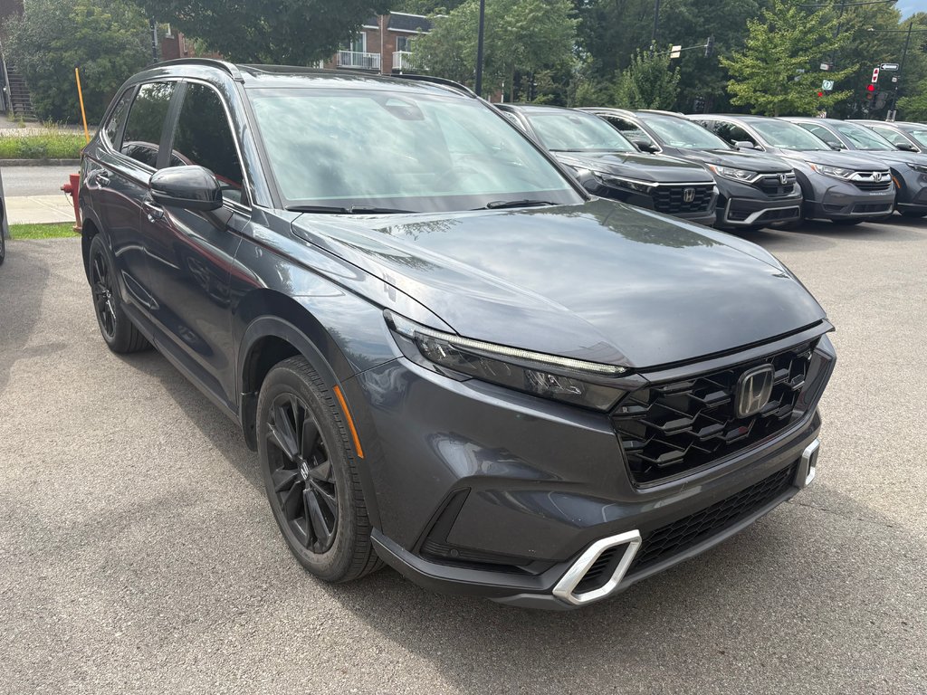 Honda CR-V Hybrid Touring 2023 à Montréal, Québec - 2 - w1024h768px
