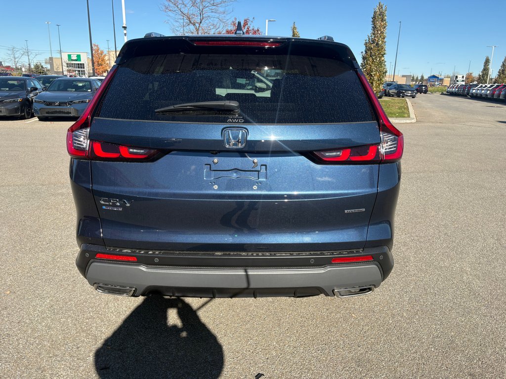 Honda CR-V Hybrid Touring 2023 à Montréal, Québec - 6 - w1024h768px