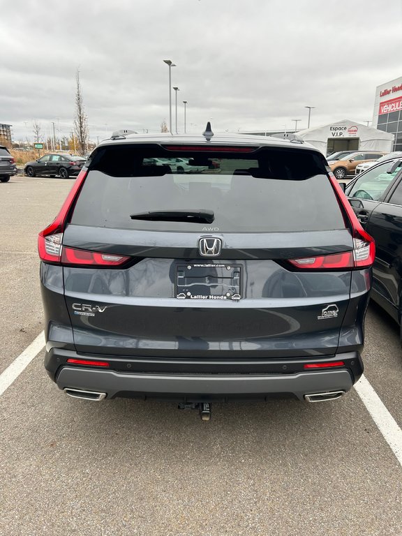 2024  CR-V HYBRID Touring in Lachenaie, Quebec - 6 - w1024h768px