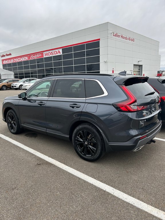 2024  CR-V HYBRID Touring in Lachenaie, Quebec - 2 - w1024h768px