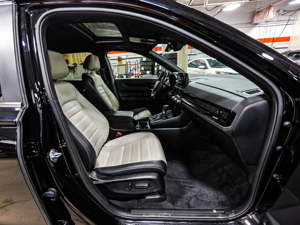 Honda CR-V Hybrid TOURING AWD | HYBRID | TAUX 5.99% | SUPER ECONOMIQUE 2024 à Montréal, Québec - 19 - w1024h768px