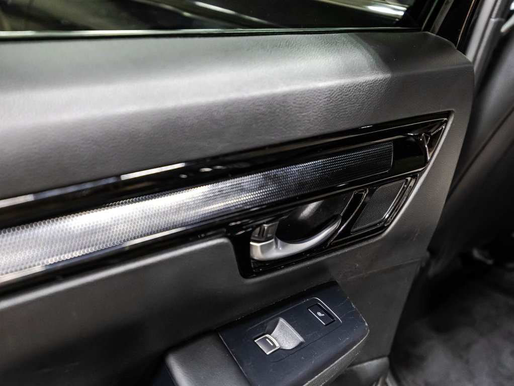 Honda CR-V Hybrid TOURING AWD | HYBRID | TAUX 5.99% | SUPER ECONOMIQUE 2024 à Montréal, Québec - 12 - w1024h768px