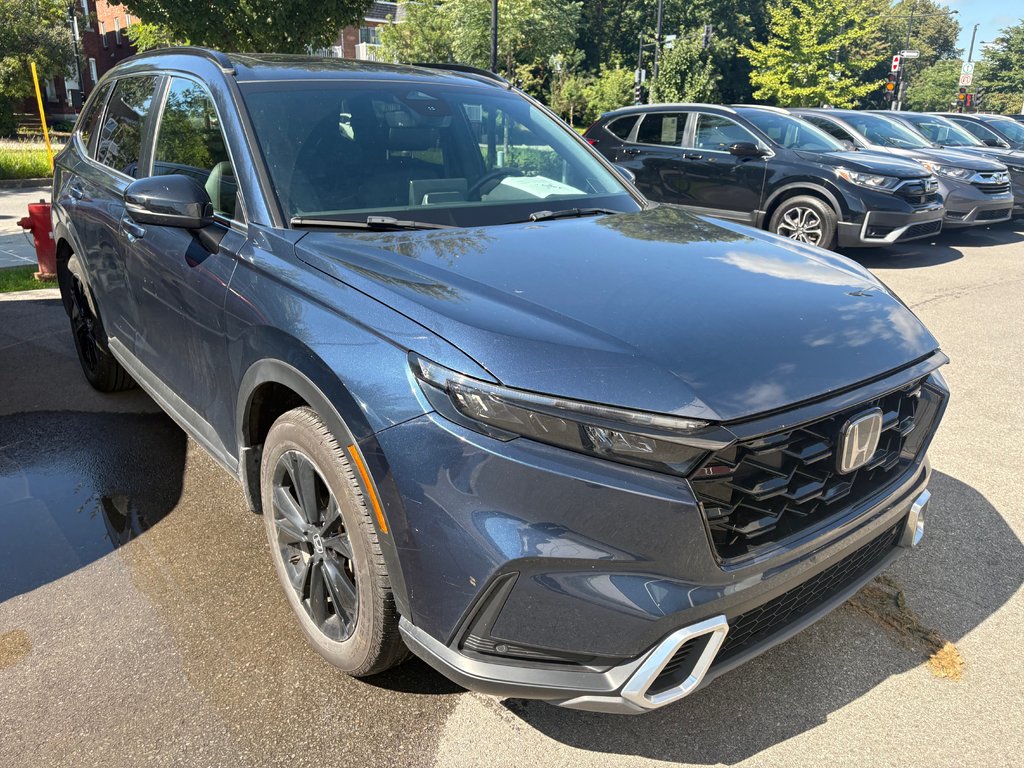 2024 Honda CR-V Hybrid Touring in Montréal, Quebec - 2 - w1024h768px
