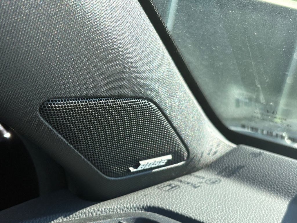 2025 Honda CR-V HYBRID Touring 18 000 KM  JAMAIS ACCIDENTÉ in , Quebec - 13 - w1024h768px