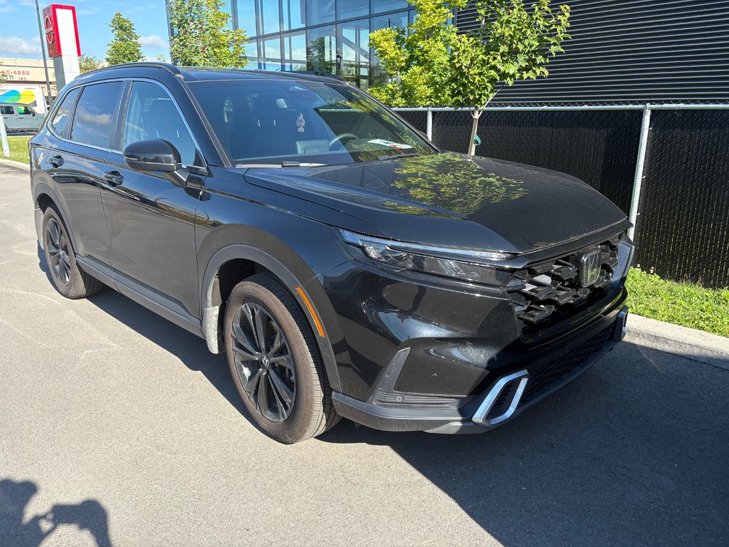 2025 Honda CR-V HYBRID Touring 18 000 KM  JAMAIS ACCIDENTÉ in , Quebec - 4 - w1024h768px