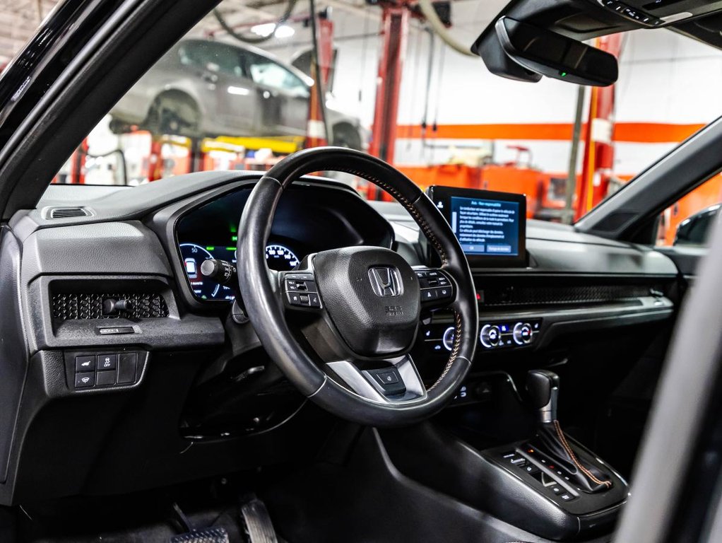 Honda CR-V Hybrid EX-L AWD I CUIR I SIEGES ET VOLANTS CHAUFFANTS I TOIT OUVRANT I DEMARREUR I MAGS I SECURITE ACTIVE 2025 à Montréal, Québec - 22 - w1024h768px