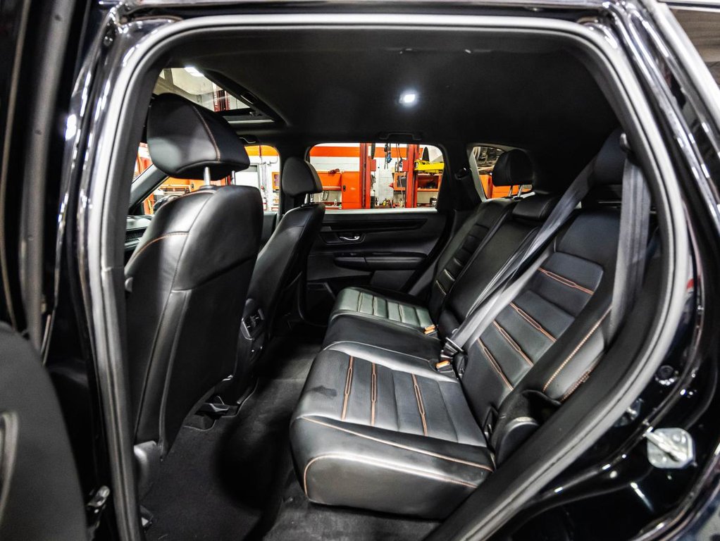 Honda CR-V Hybrid EX-L AWD I CUIR I SIEGES ET VOLANTS CHAUFFANTS I TOIT OUVRANT I DEMARREUR I MAGS I SECURITE ACTIVE 2025 à Montréal, Québec - 14 - w1024h768px