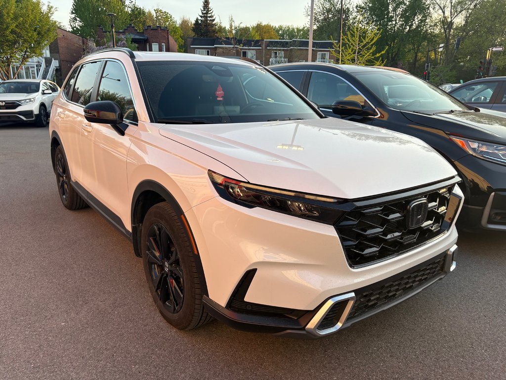 Honda CR-V Hybrid Touring 2025 à Montréal, Québec - 2 - w1024h768px