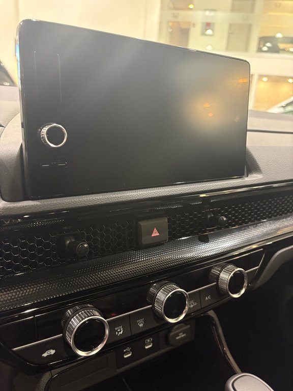 2026 Honda CR-V Hybrid TOURING in Montréal, Quebec - 7 - w1024h768px