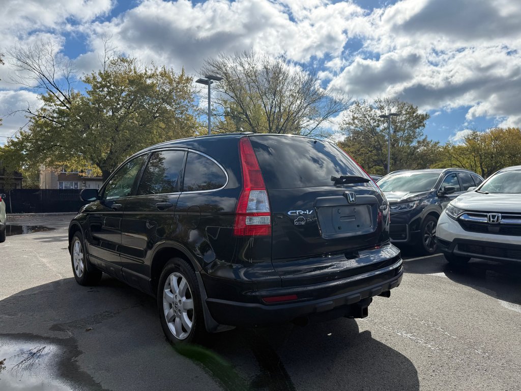 2010 Honda CR-V LX AWD in Montreal, Quebec - 6 - w1024h768px