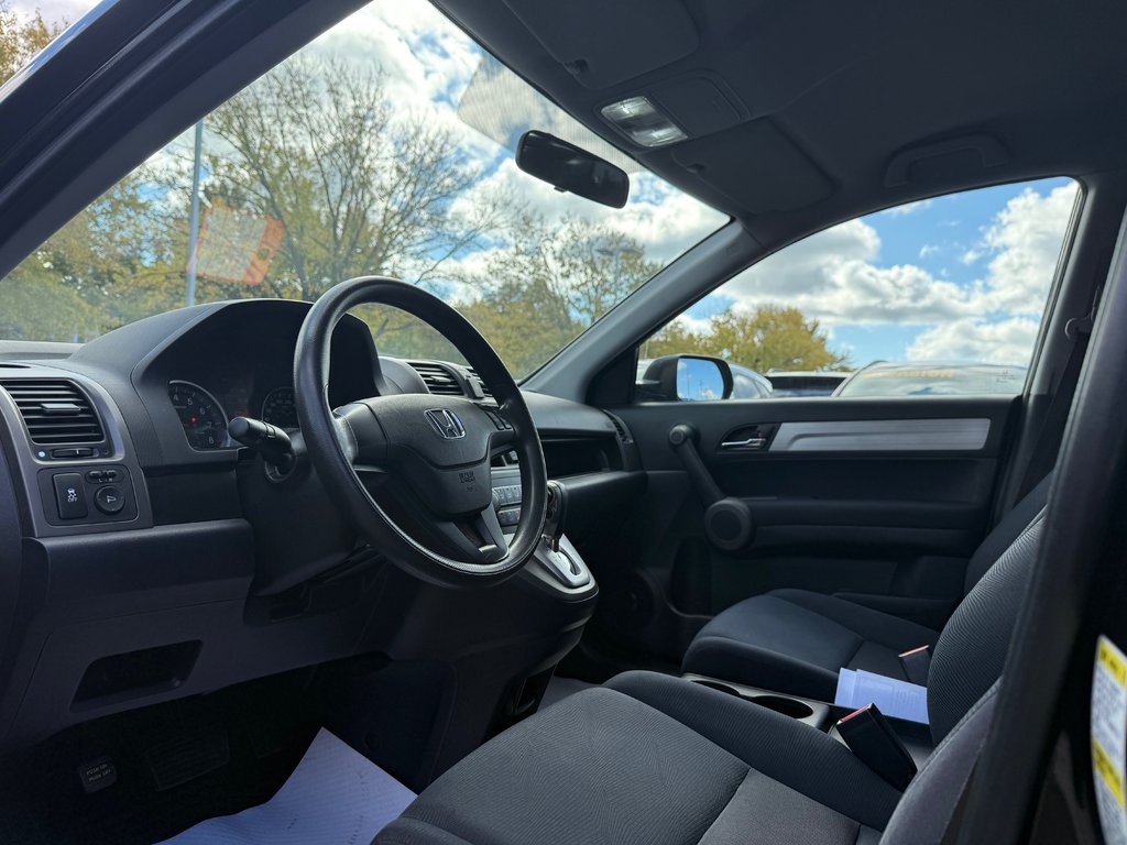 2010 Honda CR-V LX AWD in Montreal, Quebec - 11 - w1024h768px
