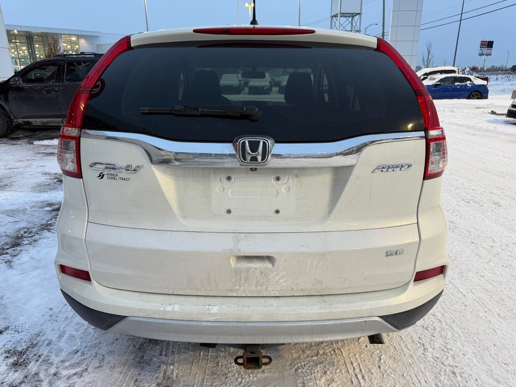 Honda CR-V SE 2015 à , Québec - 5 - w1024h768px