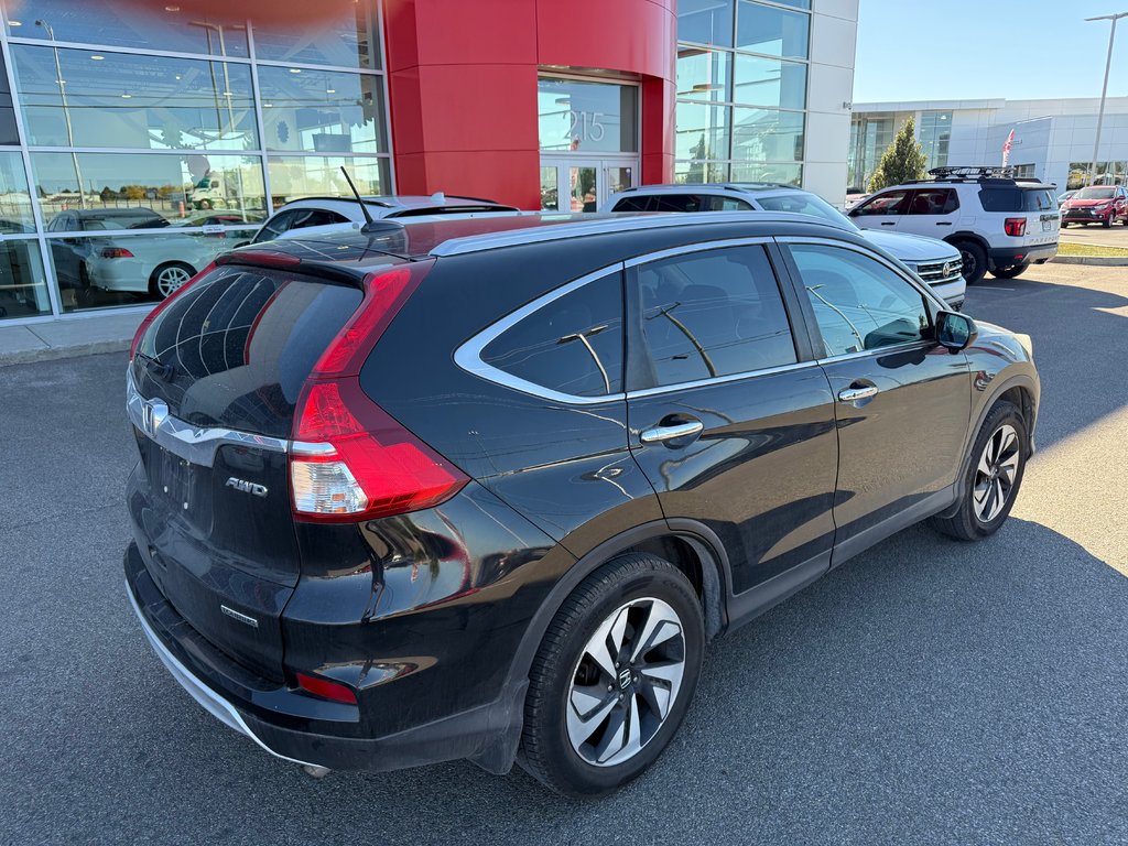 Honda CR-V Touring 2016 à Lachenaie, Québec - 4 - w1024h768px