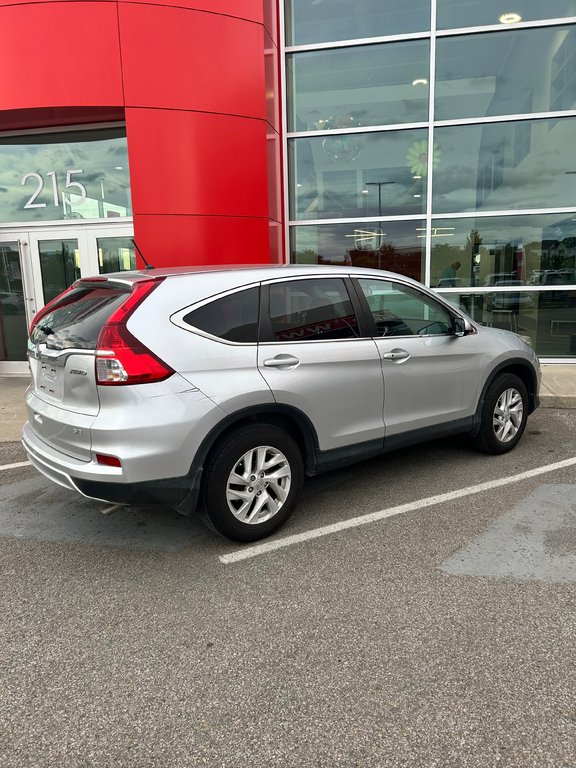 2016 Honda CR-V SE in Lachenaie, Quebec - 4 - w1024h768px