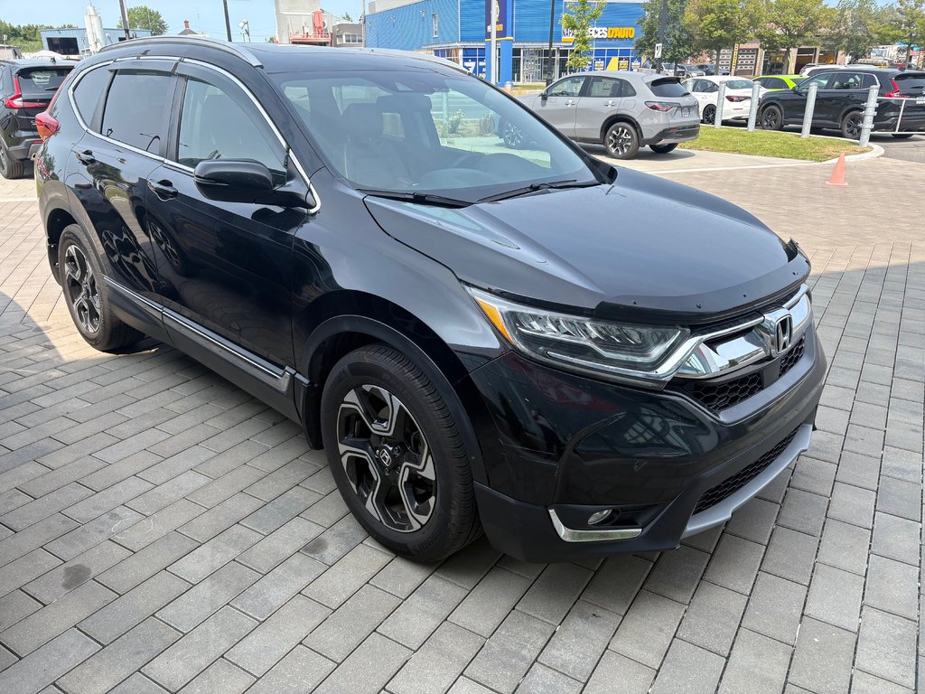 Honda CR-V Touring 2017 à , Québec - 4 - w1024h768px