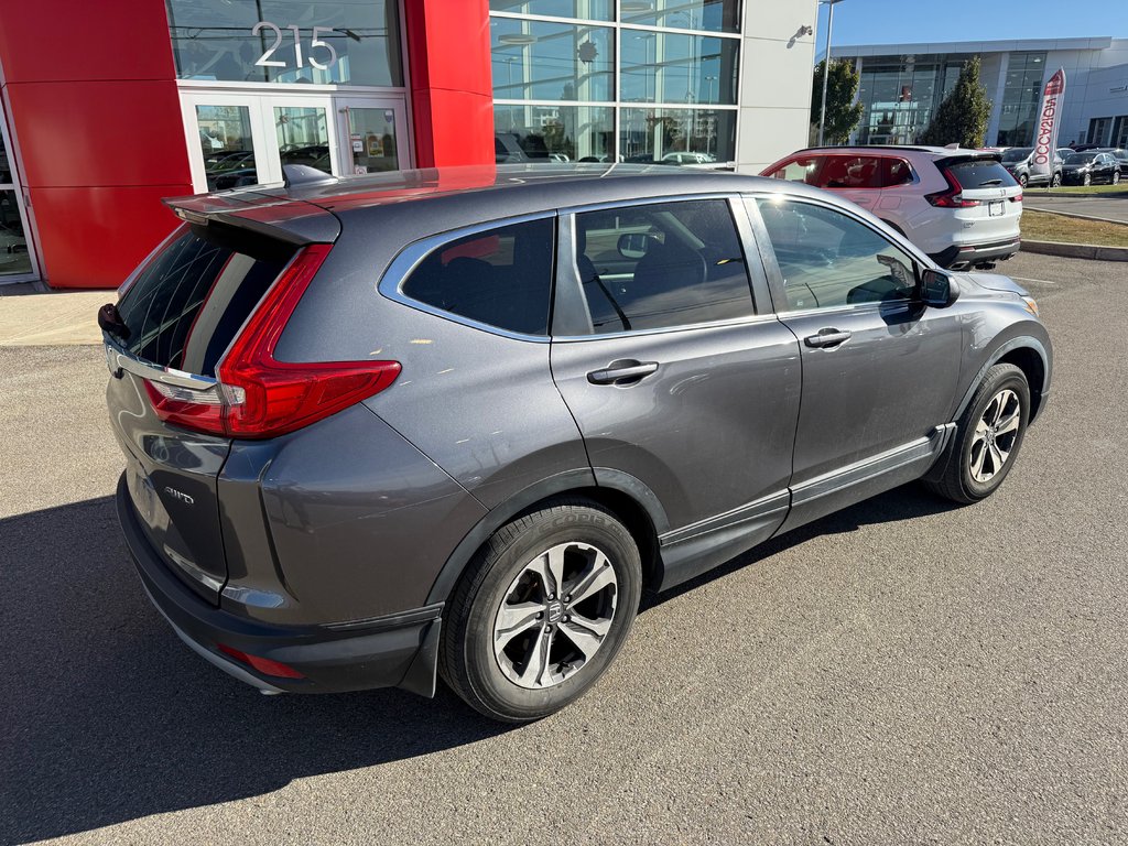 Honda CR-V LX 2017 à , Québec - 4 - w1024h768px