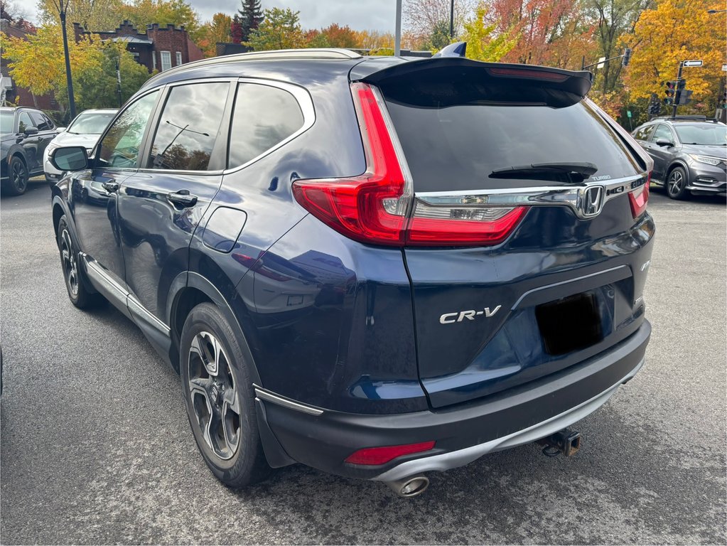 2017 Honda CR-V Touring in , Quebec - 4 - w1024h768px