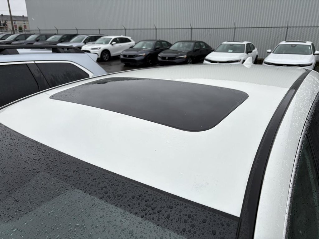 Honda CR-V EX JAMAIS ACCIDENTÉ I CARPLAY I TOIT OUVRANT I GARANTIE 10 ANS 200 000 KM* 2017 à , Québec - 5 - w1024h768px