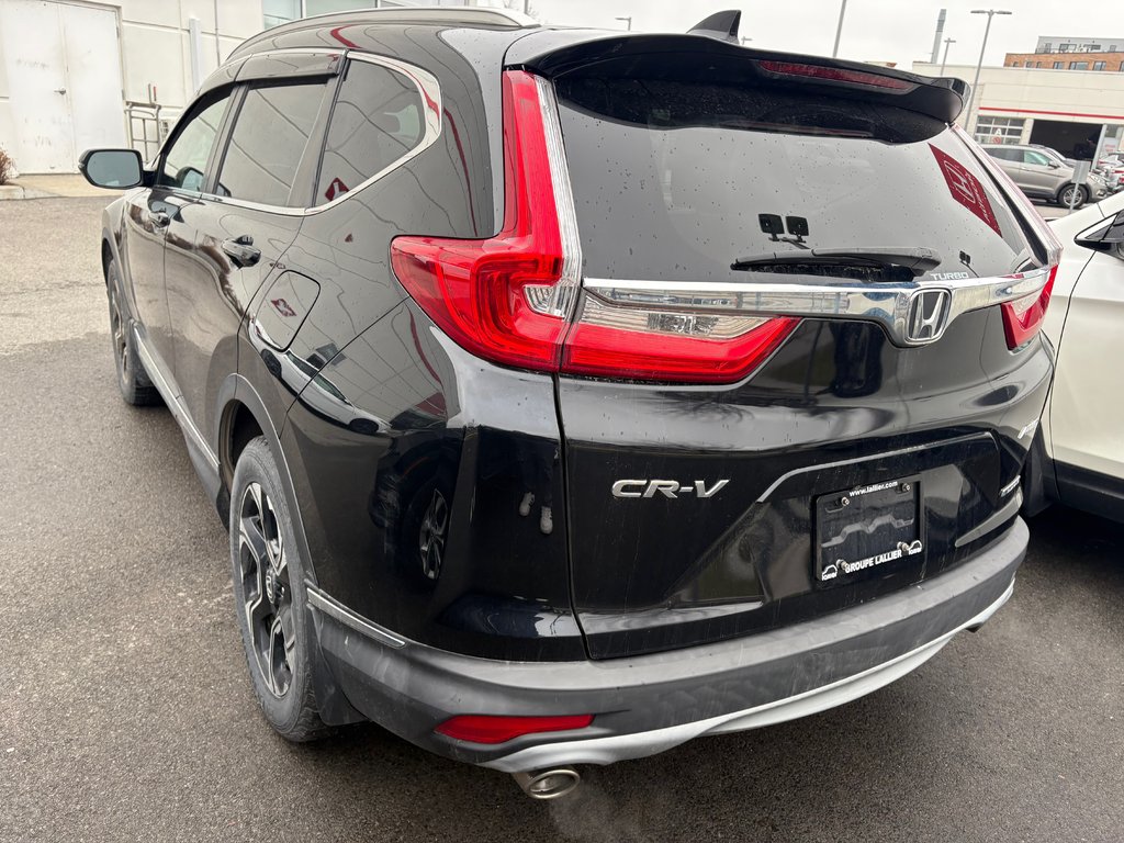 2017 Honda CR-V Touring in Montréal, Quebec - 4 - w1024h768px