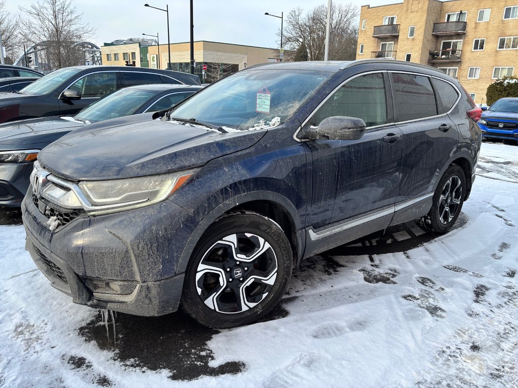 Honda CR-V Touring 2018 à Montréal, Québec - 1 - w1024h768px