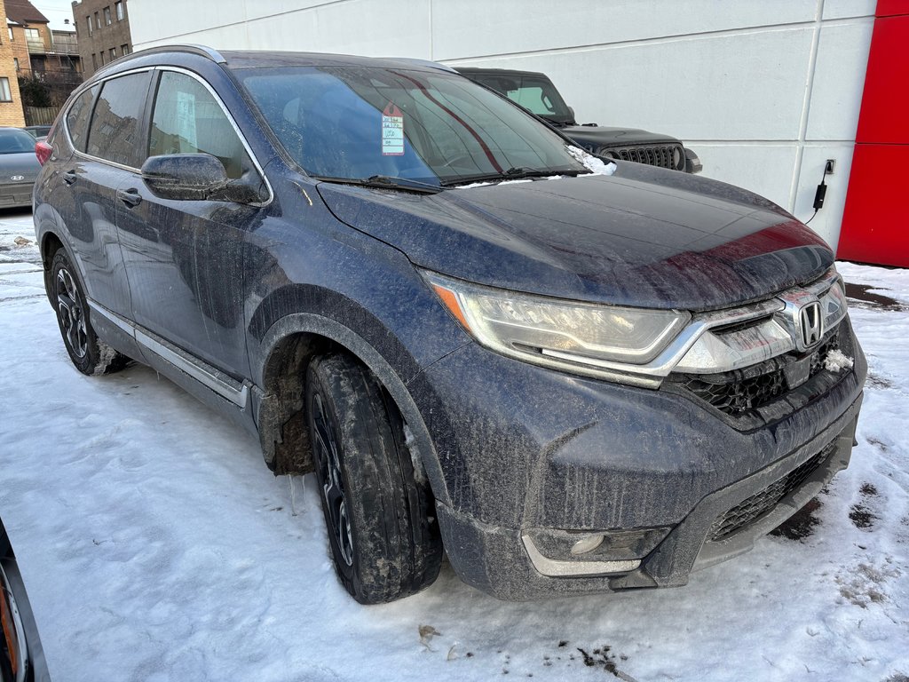 Honda CR-V Touring 2018 à Montréal, Québec - 2 - w1024h768px