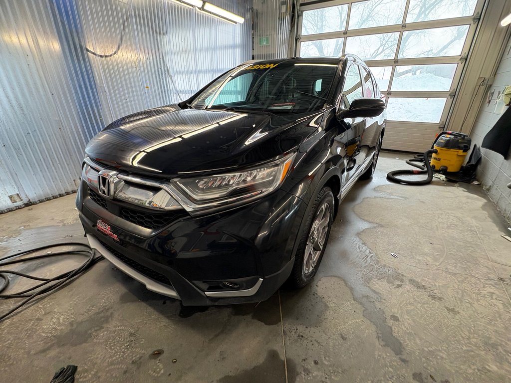 Honda CR-V Touring jamais accidenté 2018 à , Québec - 1 - w1024h768px