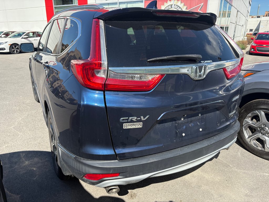 Honda CR-V Touring 2018 à Montréal, Québec - 4 - w1024h768px