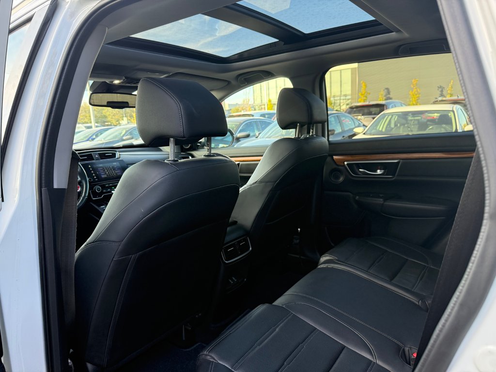 Honda CR-V Touring 2019 à , Québec - 13 - w1024h768px