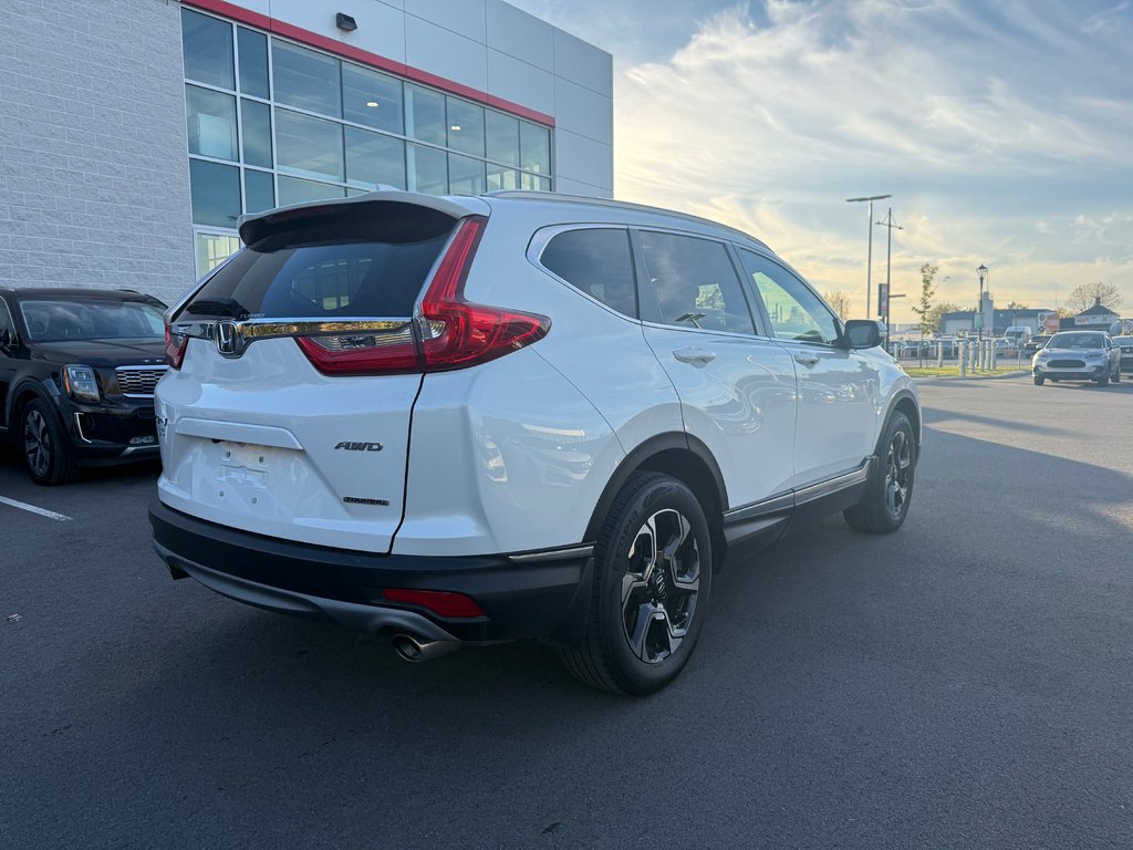 Honda CR-V Touring 2019 à , Québec - 4 - w1024h768px