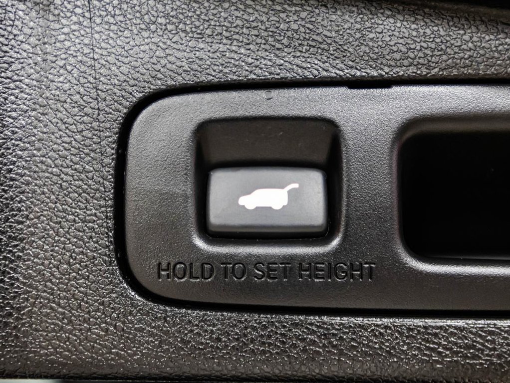Honda CR-V Touring awd 26 000 km seulement 2019 à , Québec - 16 - w1024h768px