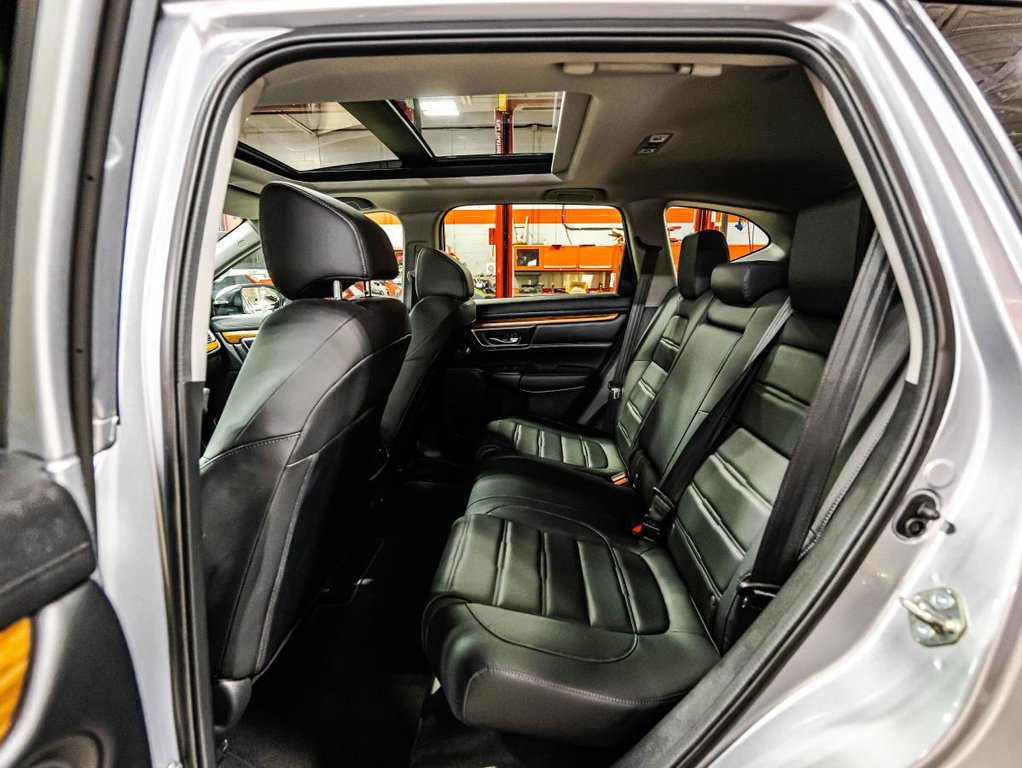 Honda CR-V Touring awd 26 000 km seulement 2019 à , Québec - 14 - w1024h768px