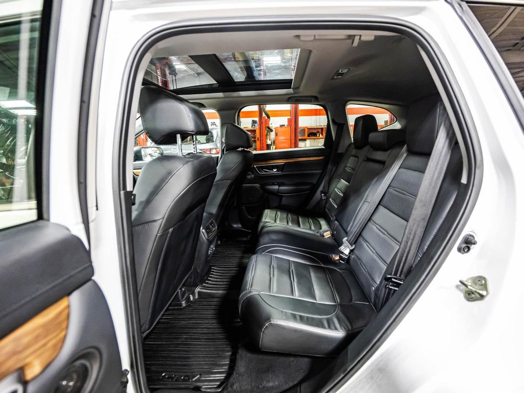 2019 Honda CR-V Touring AWD CARPL;AY I TOIT PANORAMIQUE I SIEGES CHAUFFANTS I CUIR I GPS I MAGS I DEMARREUR in Montréal, Quebec - 14 - w1024h768px