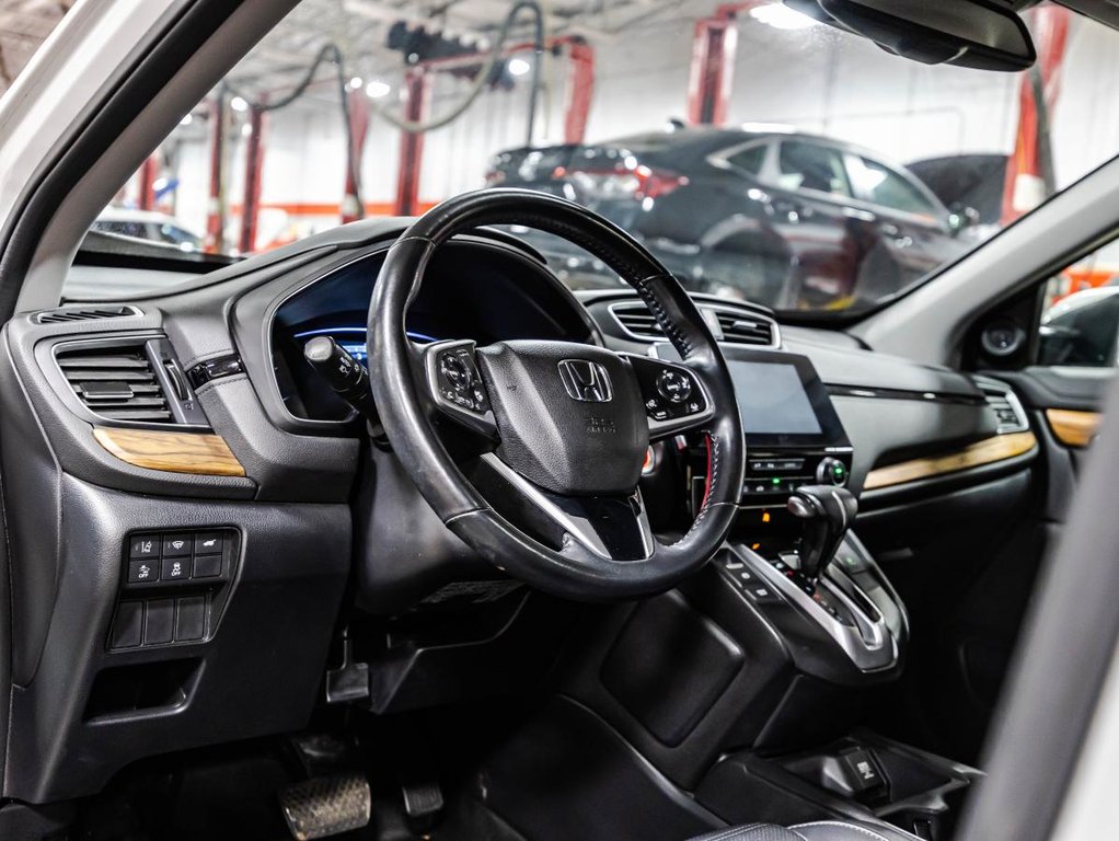 2019 Honda CR-V Touring AWD CARPL;AY I TOIT PANORAMIQUE I SIEGES CHAUFFANTS I CUIR I GPS I MAGS I DEMARREUR in Montréal, Quebec - 22 - w1024h768px