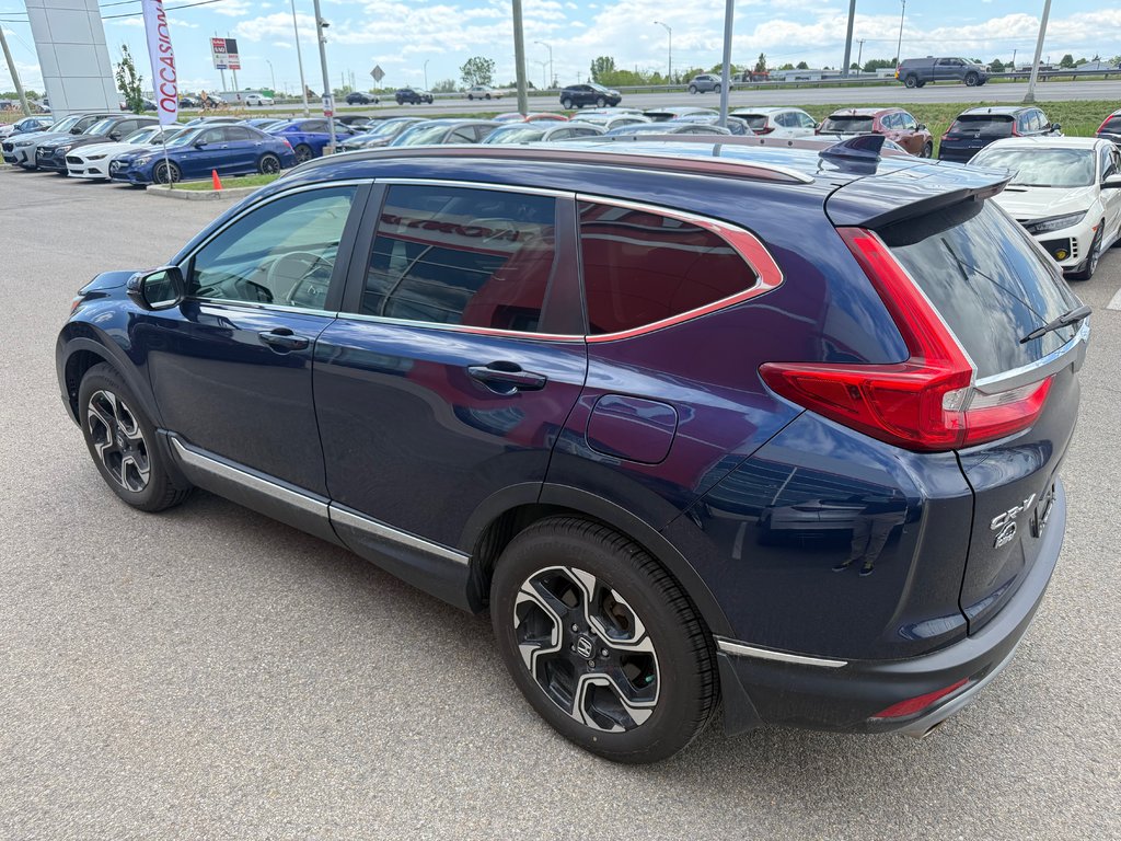 Honda CR-V Touring 2019 à Lachenaie, Québec - 3 - w1024h768px