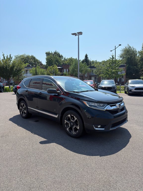 Honda CR-V Touring 2019 à Montréal, Québec - 3 - w1024h768px