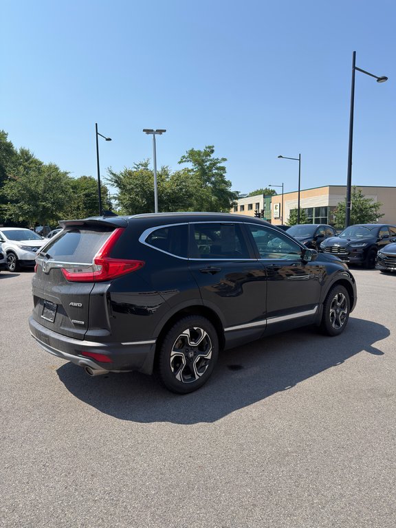 Honda CR-V Touring 2019 à Montréal, Québec - 4 - w1024h768px