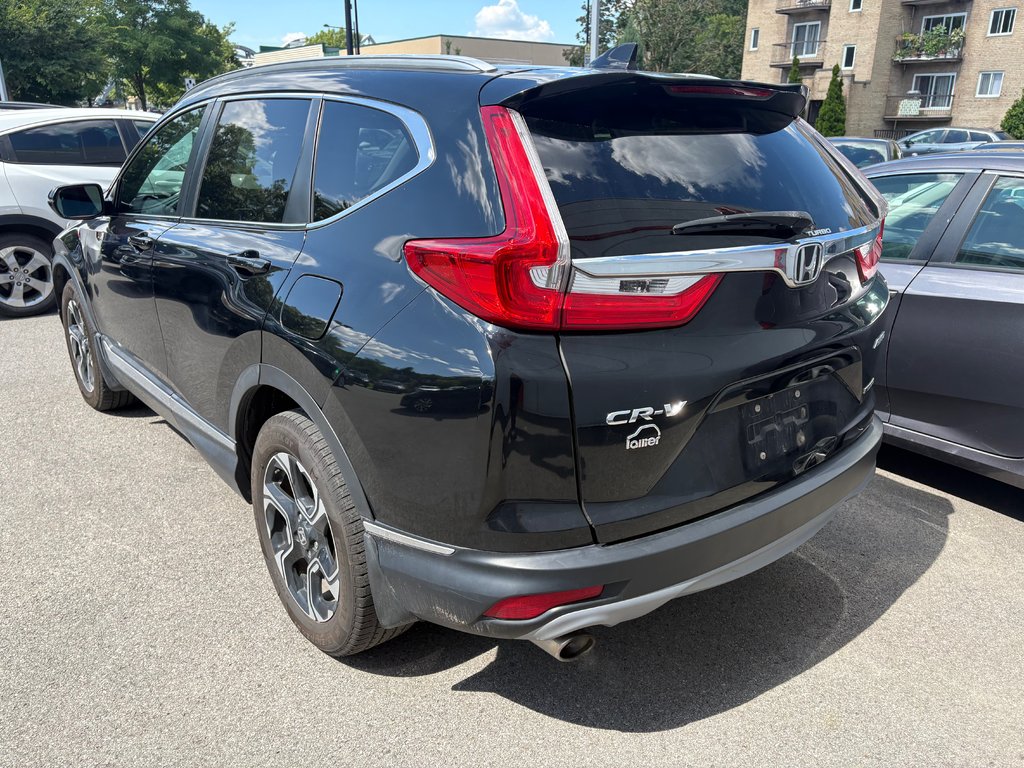 2019 Honda CR-V Touring in Montréal, Quebec - 4 - w1024h768px