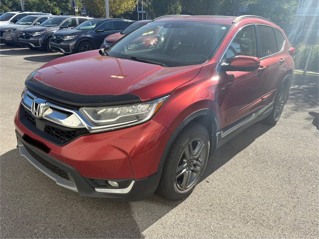 2019 Honda CR-V Touring in Montréal, Quebec - 1 - w1024h768px