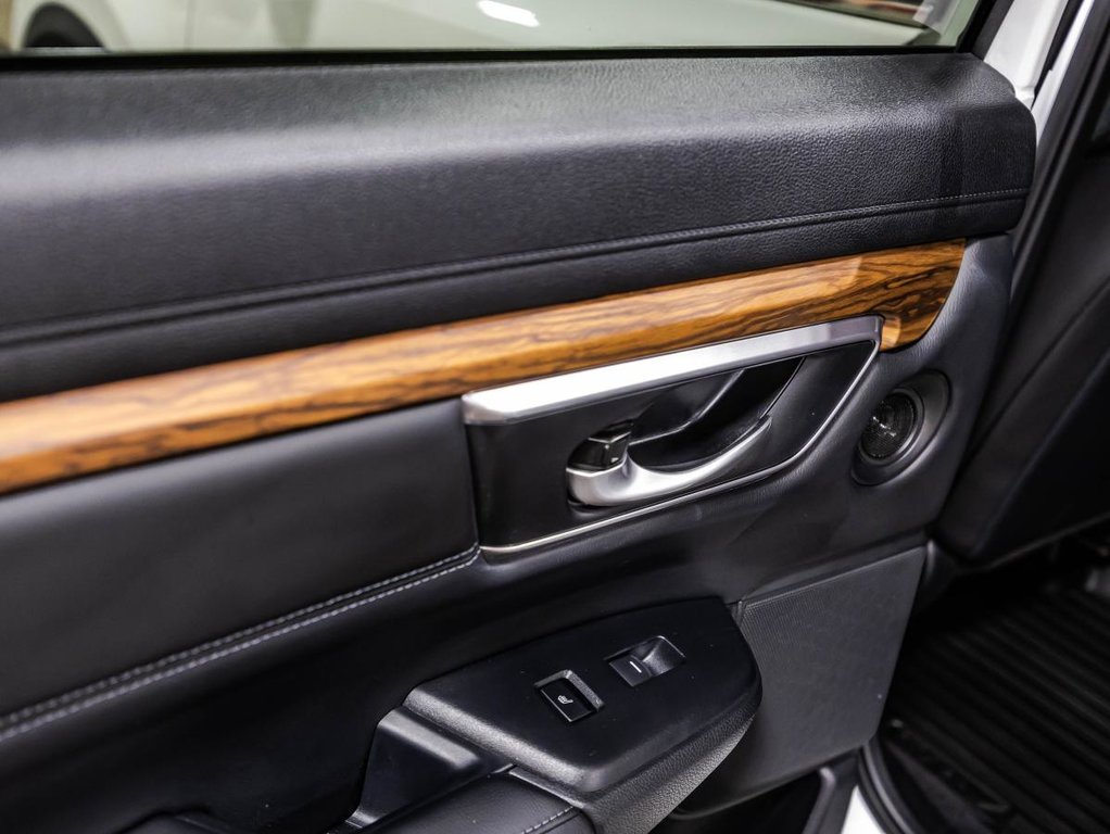 2020 Honda CR-V Touring AWD 1 PROPRIO JAMAIS ACCIDENTÉ in , Quebec - 12 - w1024h768px