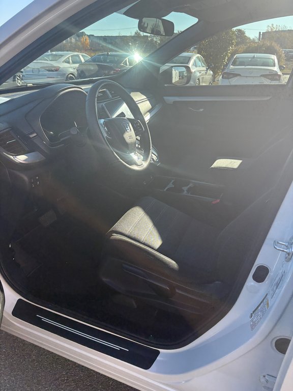 Honda CR-V LX 2022 à , Québec - 7 - w1024h768px