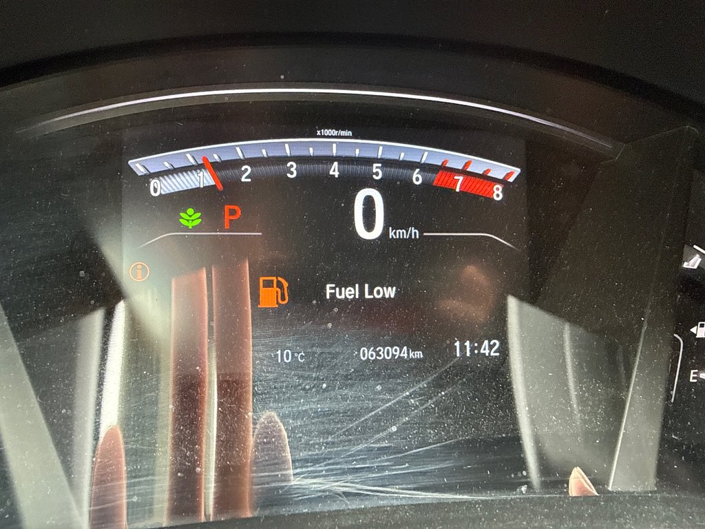 2022 Honda CR-V Touring awd /Retour de location in Montréal, Quebec - 6 - w1024h768px