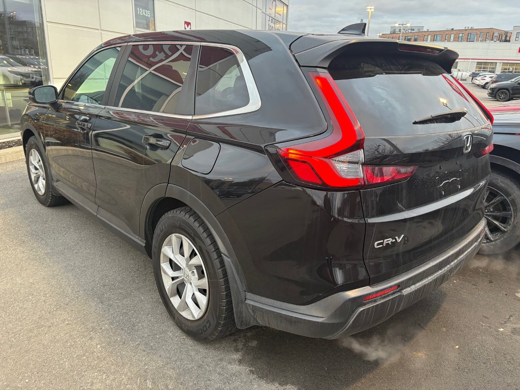 Honda CR-V LX 2023 à Montréal, Québec - 4 - w1024h768px