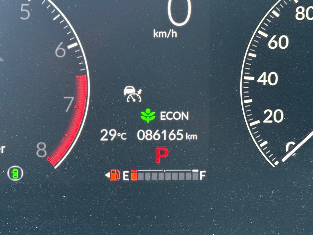 2023 Honda CR-V LX in Montréal, Quebec - 5 - w1024h768px