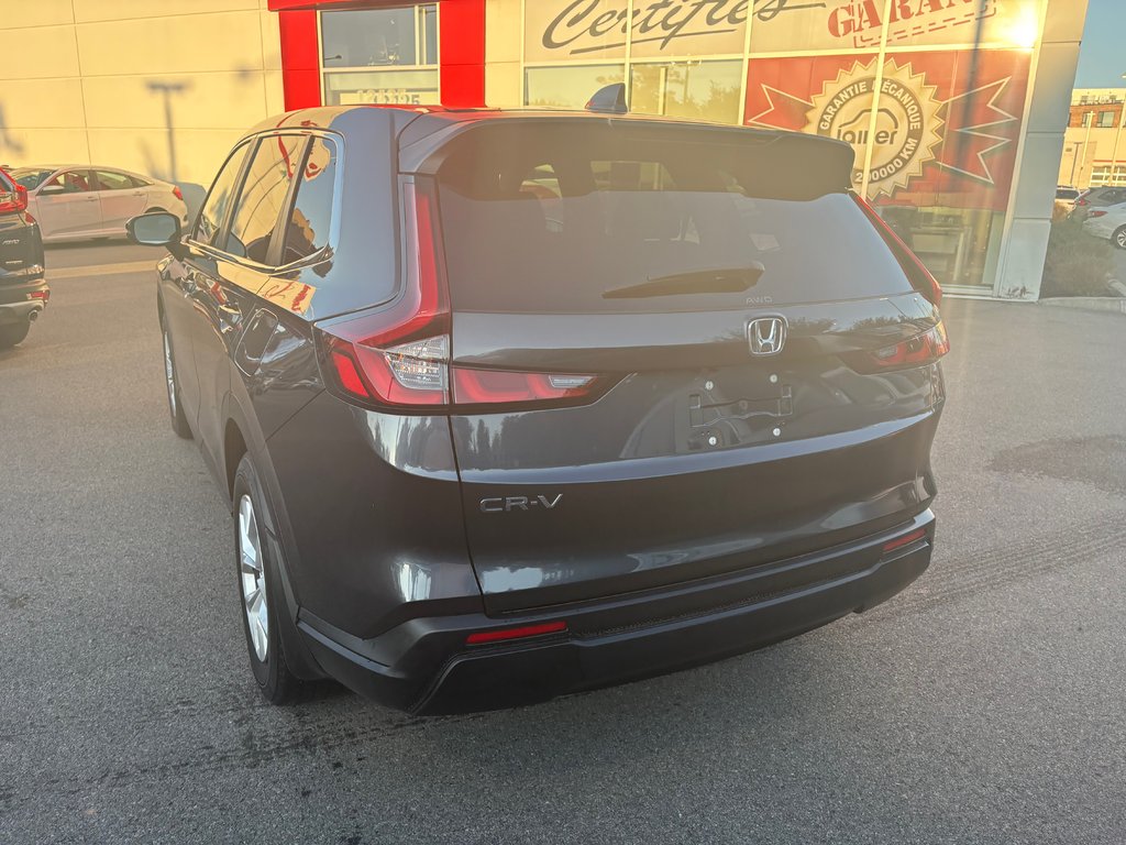 2023 Honda CR-V LX in Montréal, Quebec - 4 - w1024h768px